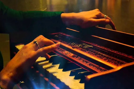 Harmonium Classes